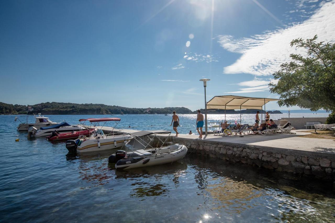 Apartman Rosa Supetarska Draga Exteriör bild